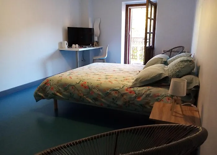 Du Marronnier Nocleg ze śniadaniem